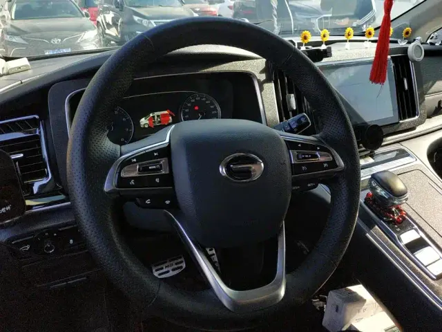GAC Trumpchi M8 — Фото автомобиля 15