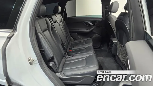 Audi Q7 45 TDI quattro Premium — Фото автомобиля 10