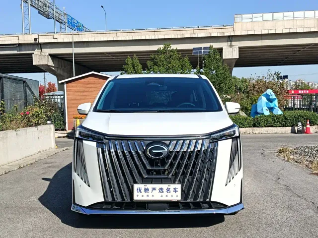 GAC Trumpchi M8 — Фото автомобиля 2