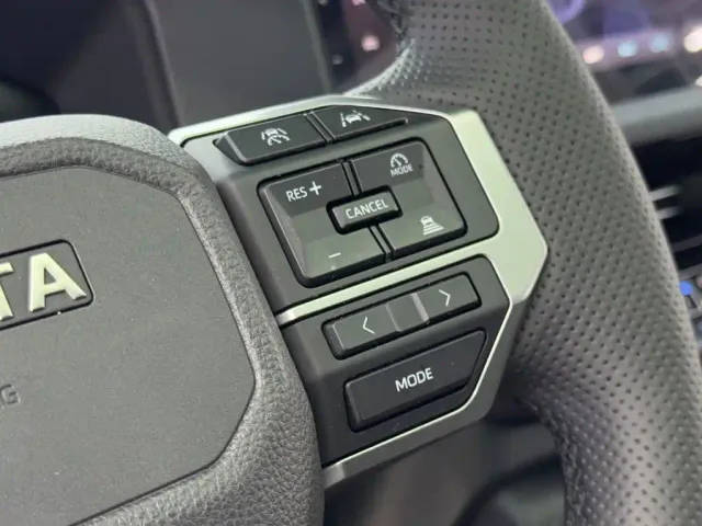 Toyota Prado — Фото автомобиля 21