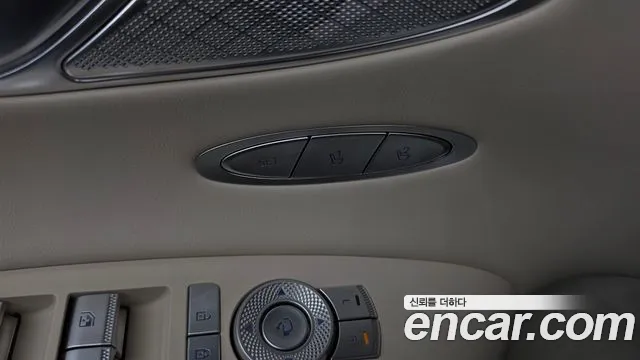Genesis GV70 — Фото автомобиля 27