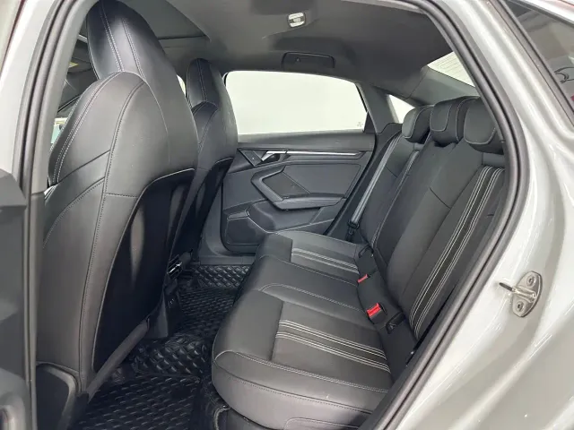 Audi A3 — Фото автомобиля 12