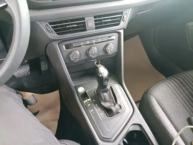 Volkswagen Tharu — Фото автомобиля 13
