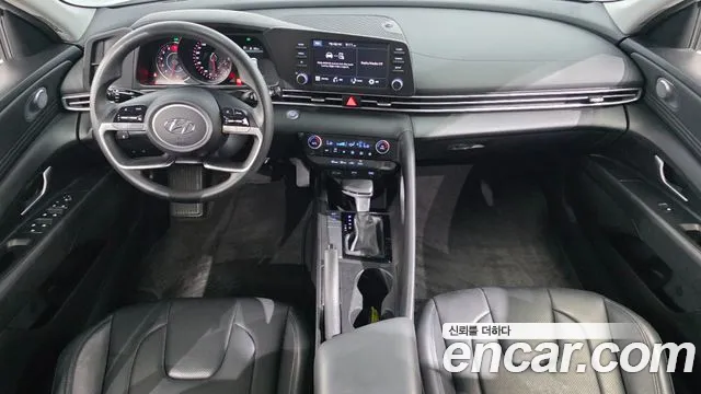 Hyundai AVANTE Avante (CN7) — Фото автомобиля 6