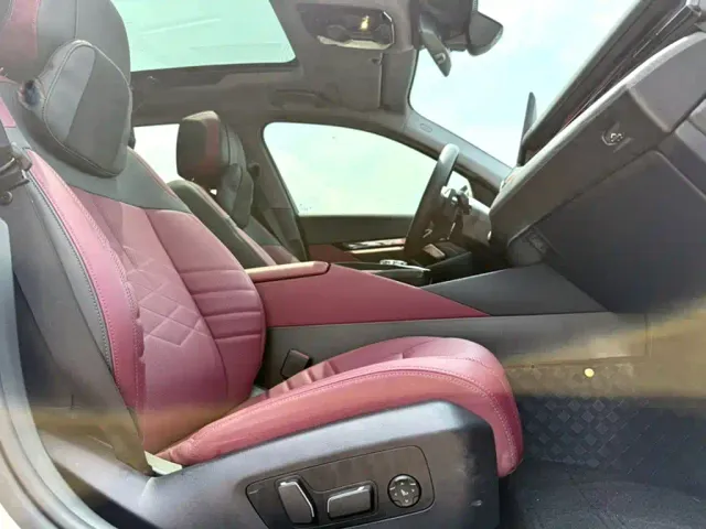 BMW 5 Series — Фото автомобиля 9