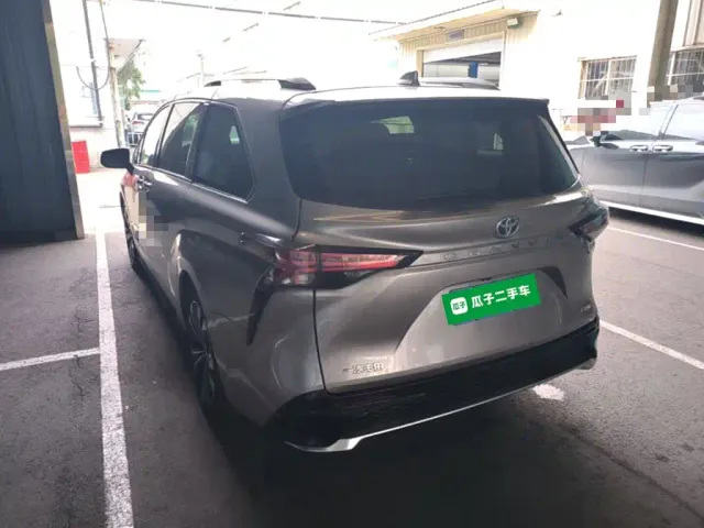 Toyota Granvia — Фото автомобиля 4