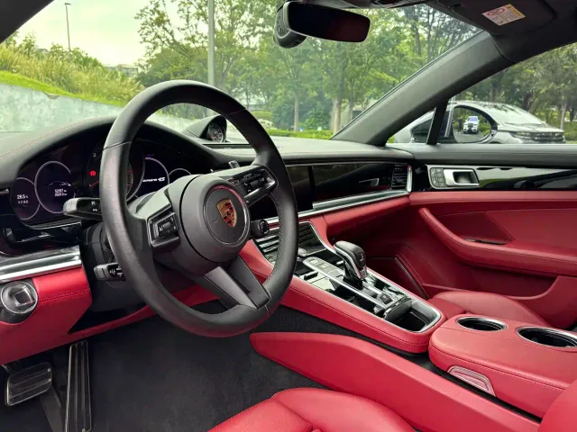 Porsche Panamera — Фото автомобиля 6