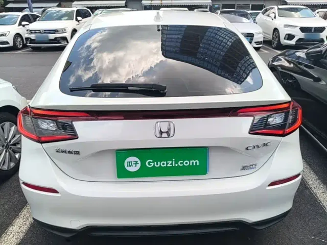 Honda Civic — Фото автомобиля 5