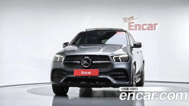 Mercedes-Benz GLE-Class — Фото автомобиля 3