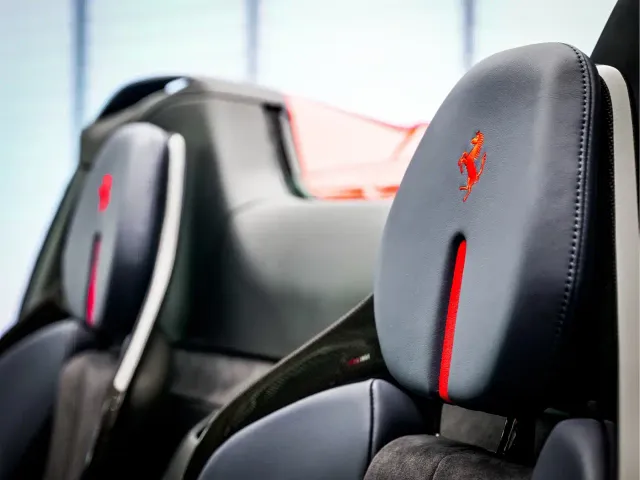 Ferrari SF90 — Фото автомобиля 17