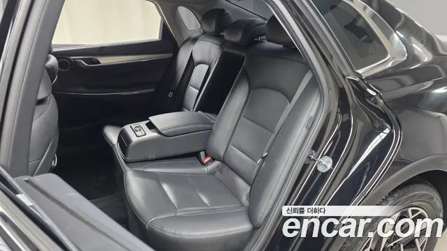 Hyundai Grandeur Grandeur (New) Hybrid — Фото автомобиля 18