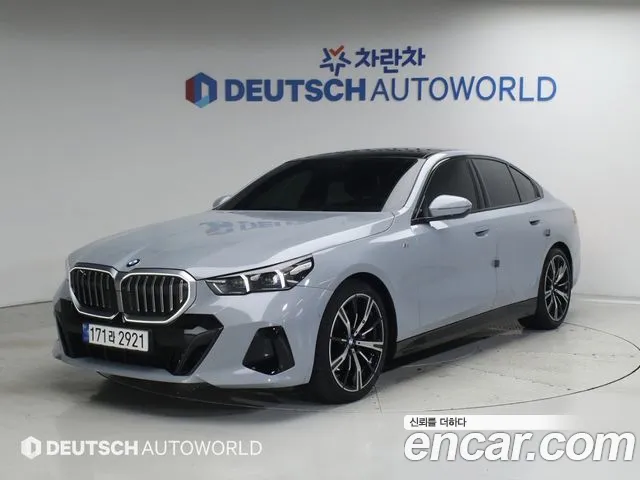 Фотография автомобиля — BMW 5 Series G60