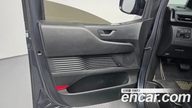 Hyundai Staria — Фото автомобиля 13