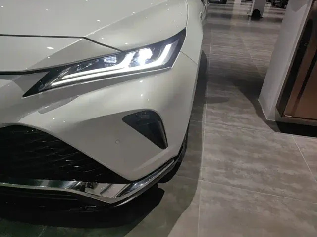 Toyota Venza — Фото автомобиля 23
