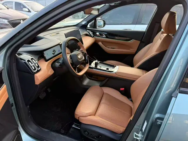 Geely Boyue L — Фото автомобиля 3