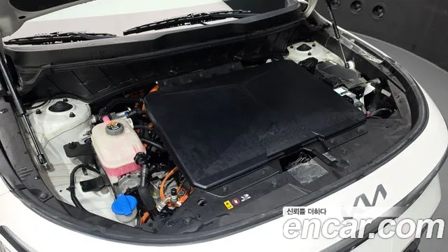 Kia Niro — Фото автомобиля 6