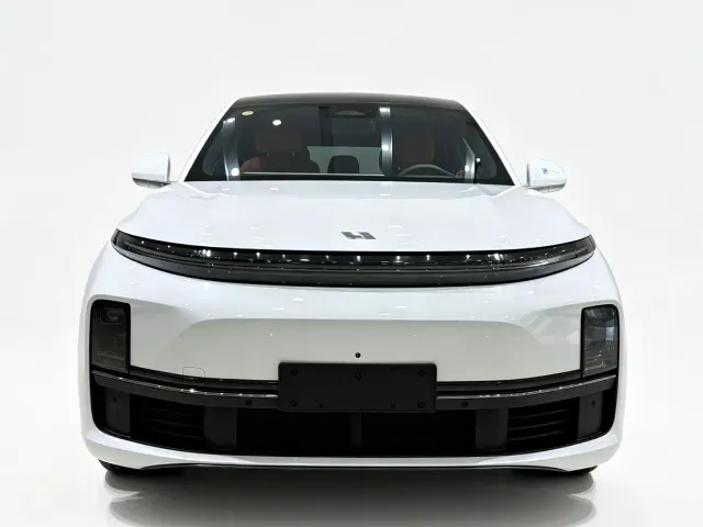 Li Auto L7 — Фото автомобиля 2
