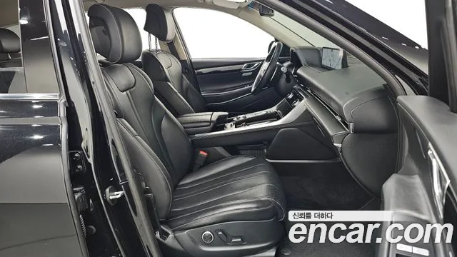 Genesis GV80 — Фото автомобиля 17