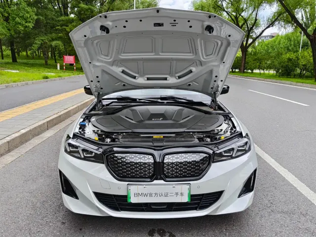 BMW i3 — Фото автомобиля 12