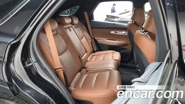 Genesis GV70 — Фото автомобиля 26