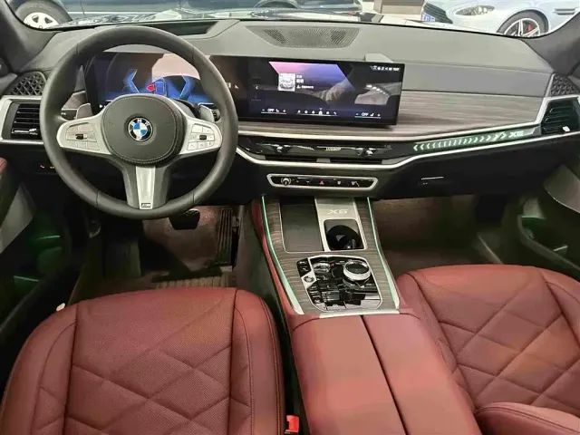 BMW X5 — Фото автомобиля 15