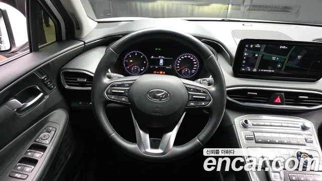 Hyundai Santafe Новый Santa Fe Дизель 2.2 4WD — Фото автомобиля 13