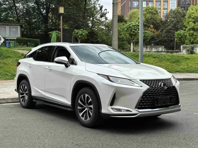 Lexus RX — Фото автомобиля 3