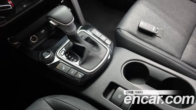 Kia Seltos — Фото автомобиля 12