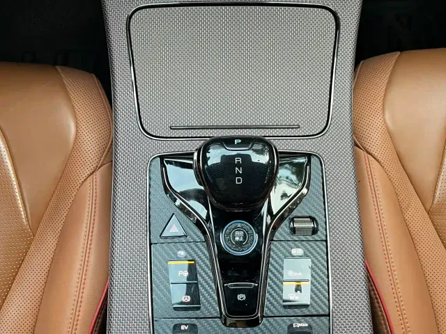 BYD Han — Фото автомобиля 15
