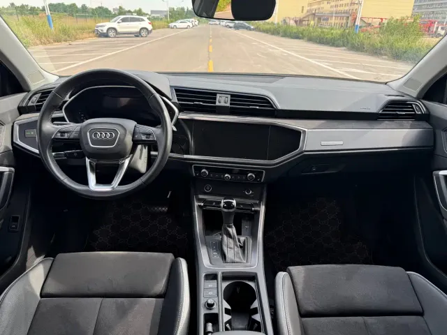 Audi Q3 — Фото автомобиля 6