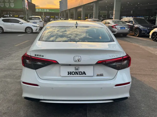 Honda Civic — Фото автомобиля 8