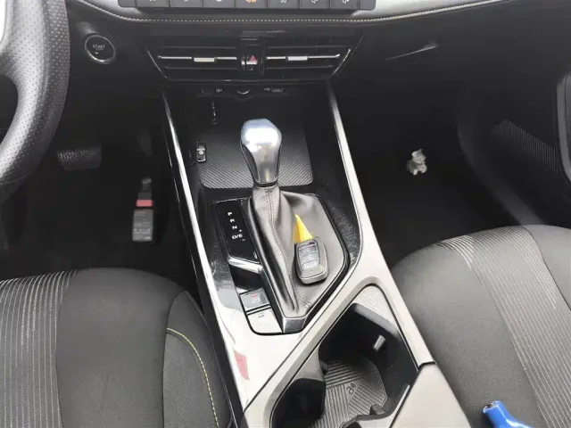 Roewe i5 — Фото автомобиля 13