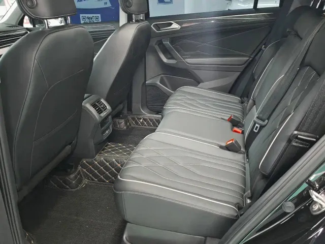 Volkswagen Tiguan L — Фото автомобиля 6