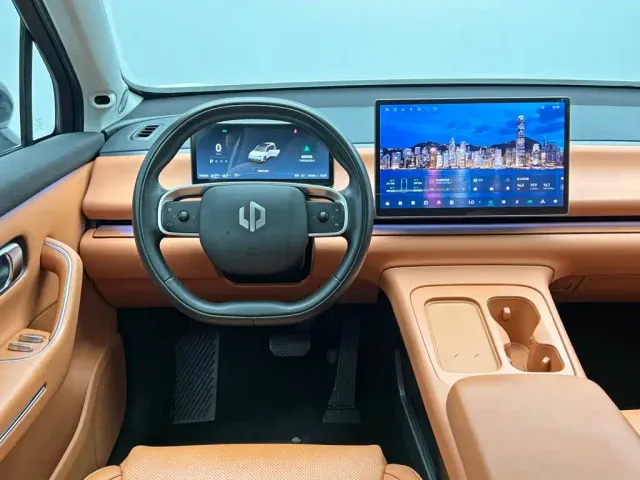 Leapmotor C16 — Фото автомобиля 20