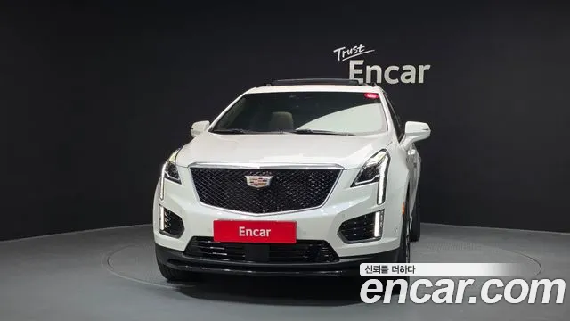 Cadillac XT5 — Фото автомобиля 3