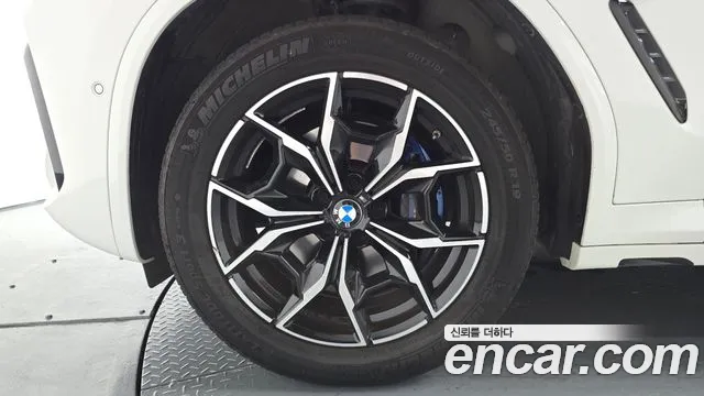 BMW X4 xDrive20i M Sport — Фото автомобиля 2