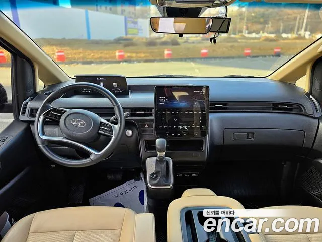 Hyundai Staria Staria 4WD Tourer 11 мест — Фото автомобиля 7