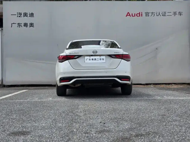 Nissan Sylphy — Фото автомобиля 5