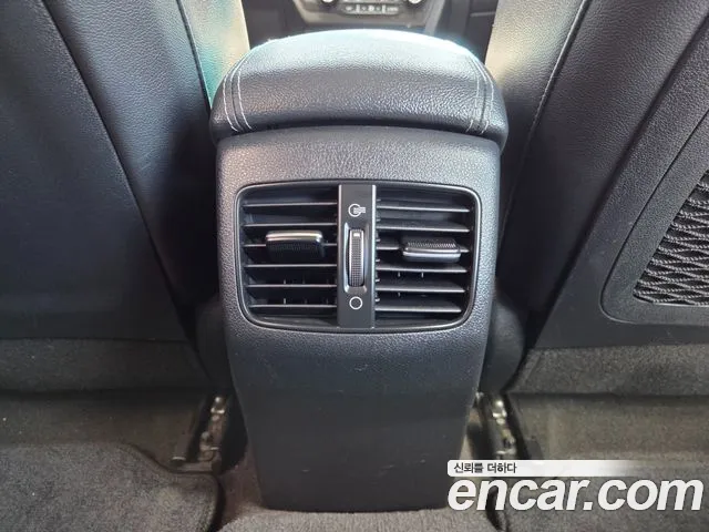 Kia Niro — Фото автомобиля 18