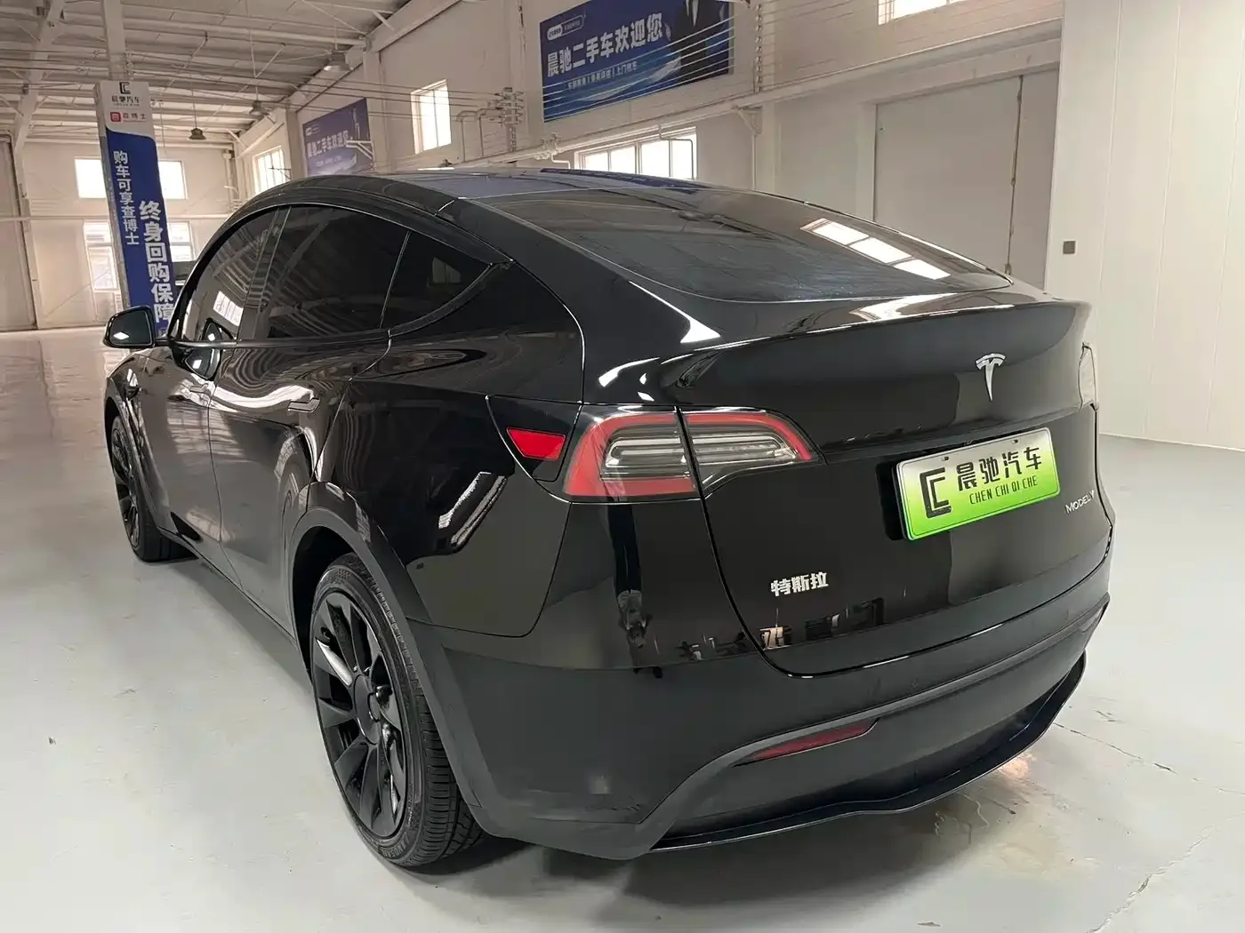 Tesla Model Y 2022 Facelift Rear-Wheel Drive Version — Фото автомобиля 6