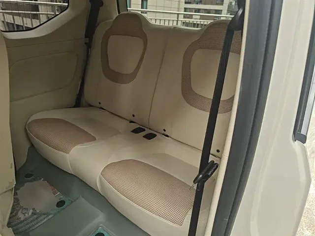 Wuling Hongguang Mini EV — Фото автомобиля 16