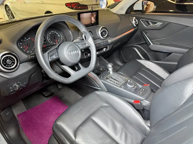 Audi Q2L — Фото автомобиля 9