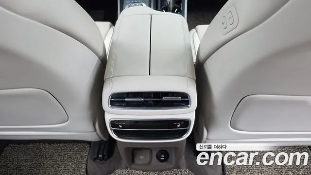 Genesis GV80 2.5T Бензин 2WD — Фото автомобиля 17