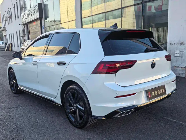 Volkswagen Golf — Фото автомобиля 6