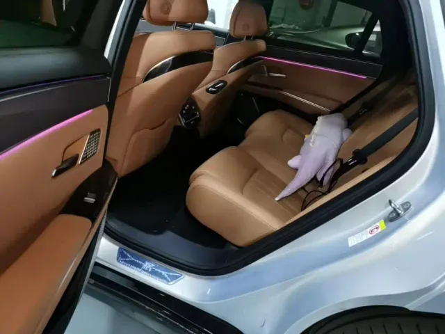 BYD Han L — Фото автомобиля 12