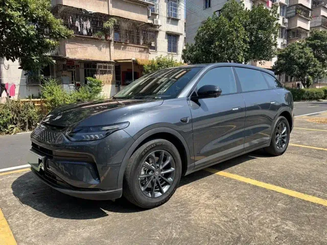 Фотография автомобиля — Leapmotor C11