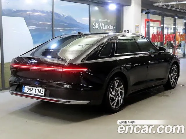 Hyundai Grandeur Grandeur (GN7) 2.5 Бензин 2WD — Фото автомобиля 4