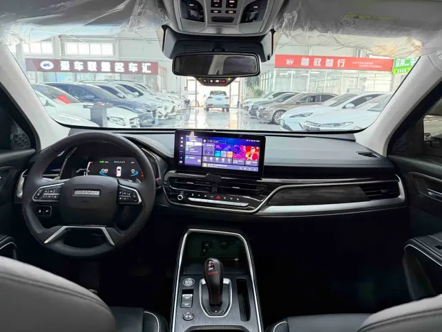 Haval H6 — Фото автомобиля 14