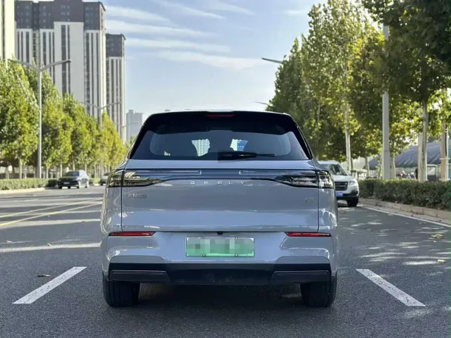 Geely Galaxy E5 — Фото автомобиля 9