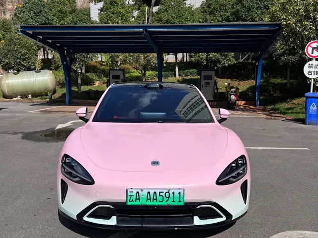 Xiaomi SU7 — Фото автомобиля 2